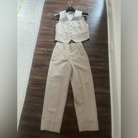 πHPπNWT Zara Tan Vest Small - Picture 5 of 8